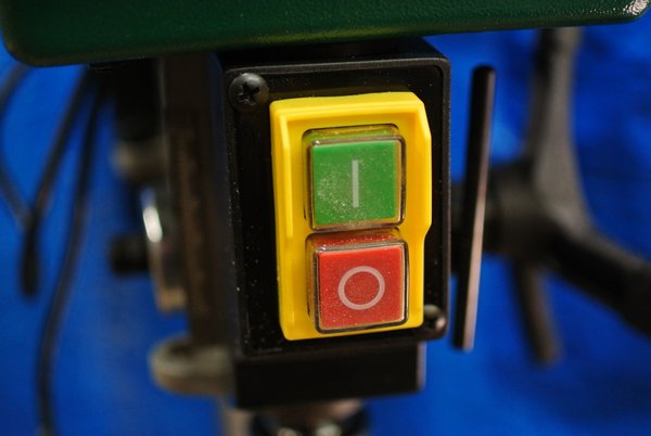 Magnetic fail-safe on-off switch Switch